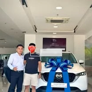 Hoạt động tư vấn và giao xe Kia tại Bình Định 6